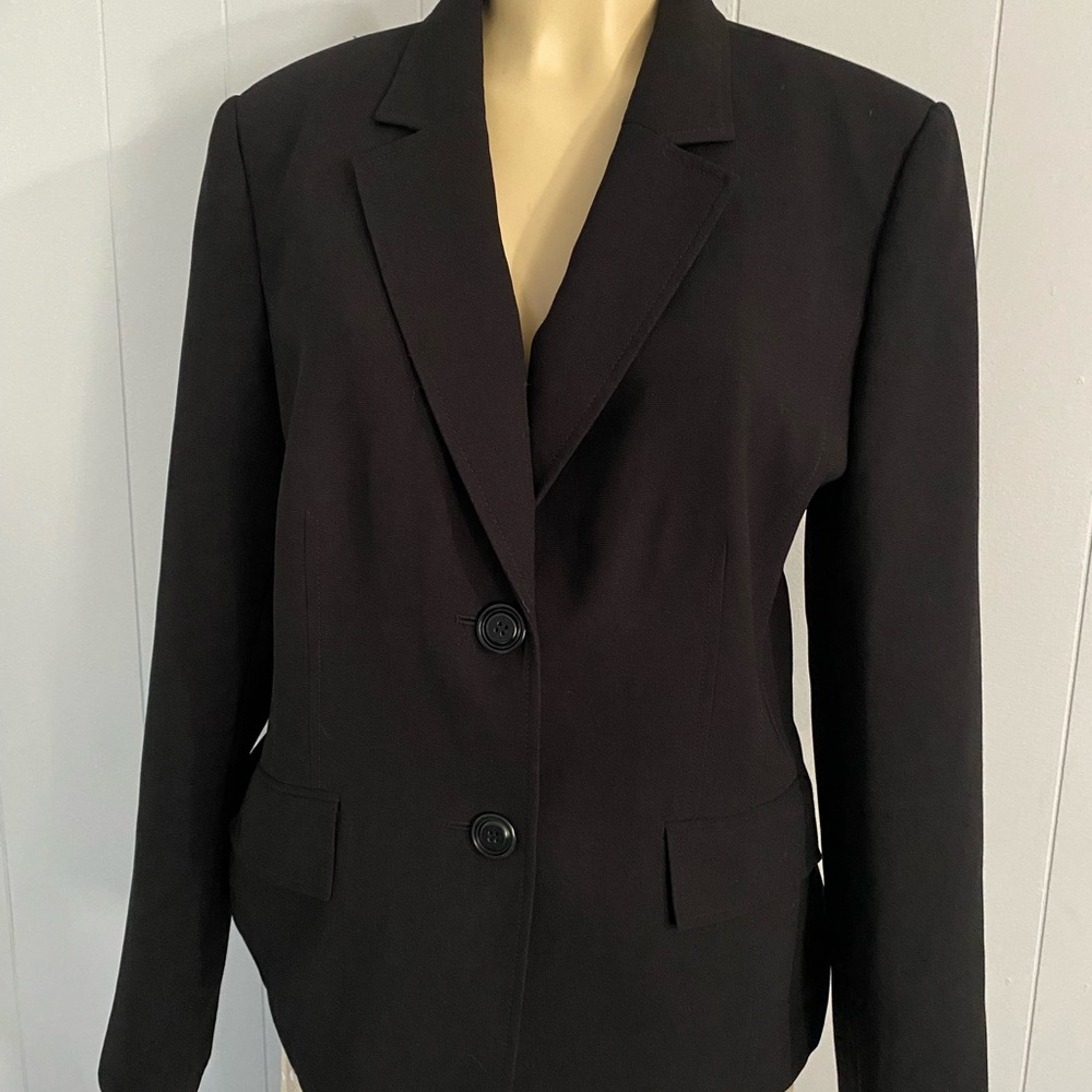 Sag Harbor Black Tailored Two-Button Blazer